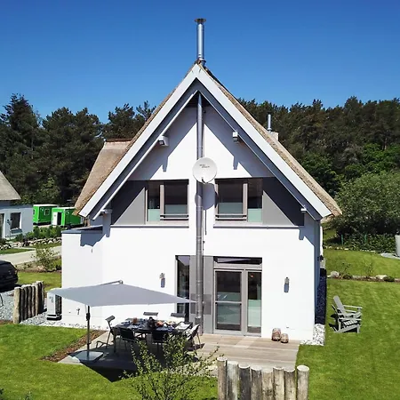 Fischerhus Mit Sauna Und Kamin * לודין