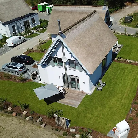 Fischerhus Mit Sauna Und Kamin לודין